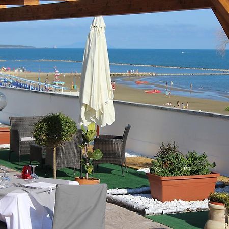 Marocca Hotel Нетуно Екстериор снимка