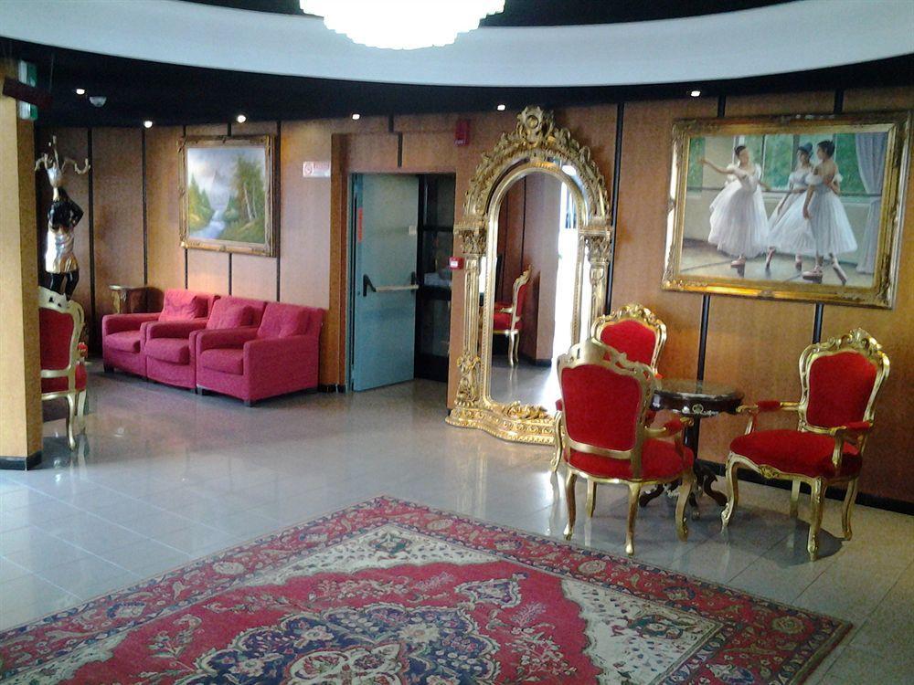Marocca Hotel Нетуно Екстериор снимка