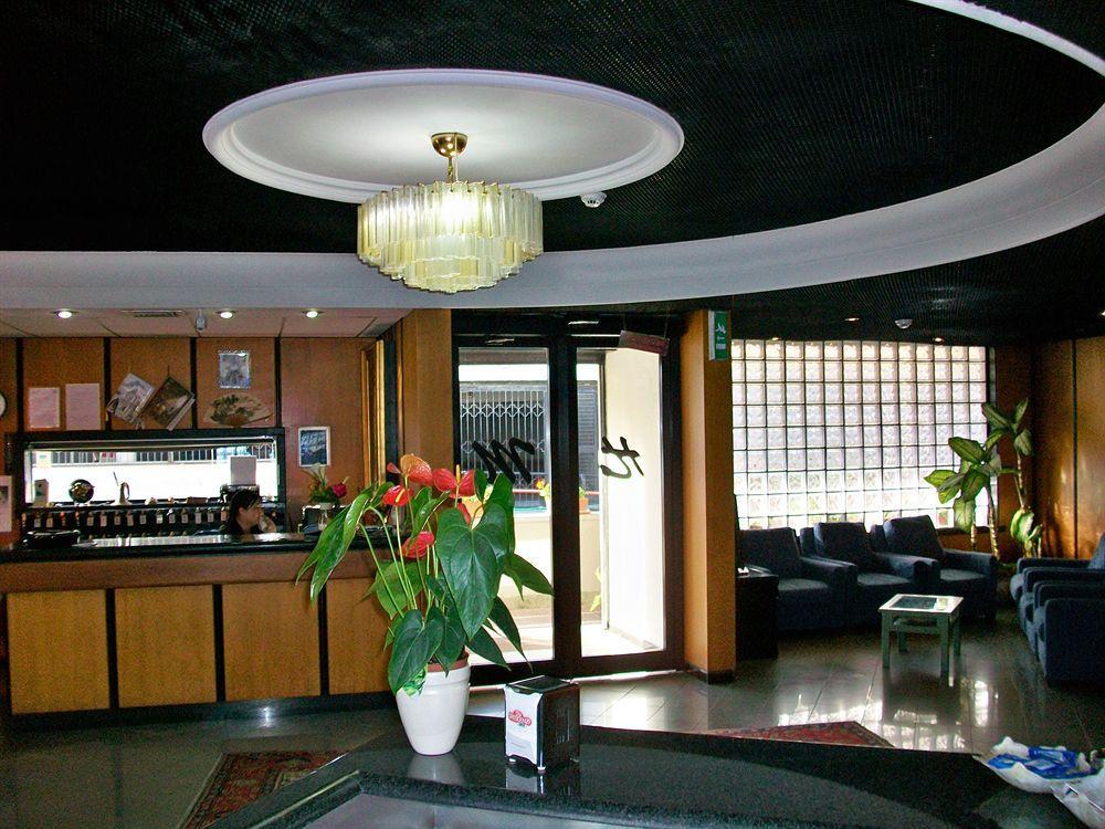 Marocca Hotel Нетуно Екстериор снимка